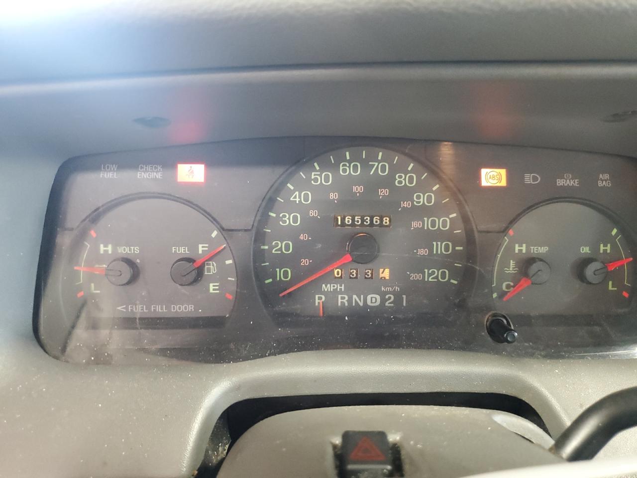 2003 Mercury Grand Marquis Gs VIN: 2MEFM74W93X681897 Lot: 84870555