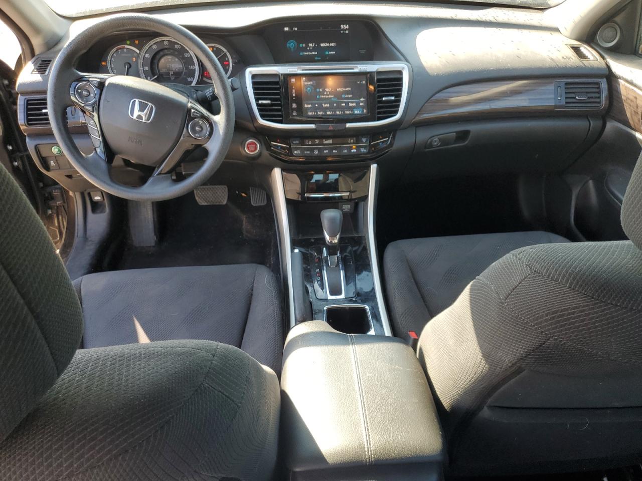 2017 Honda Accord Ex VIN: 1HGCR2F74HA104372 Lot: 70031965