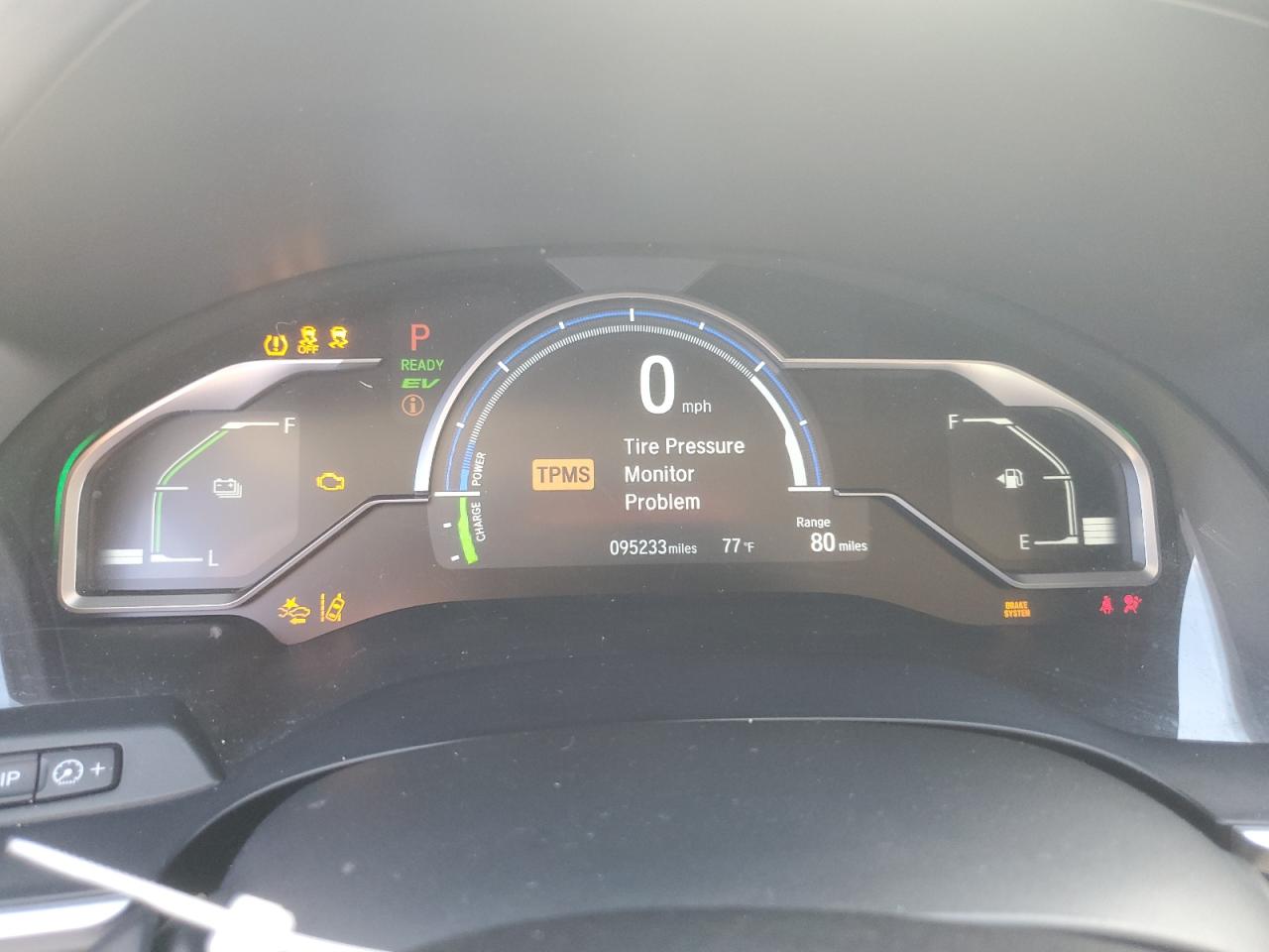 2018 Honda Clarity VIN: JHMZC5F15JC008802 Lot: 83840825