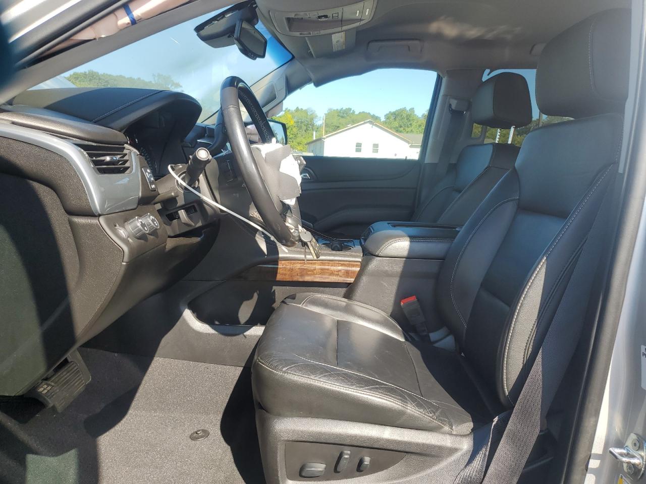 2019 Chevrolet Suburban K1500 Lt VIN: 1GNSKHKC1KR159219 Lot: 84354715