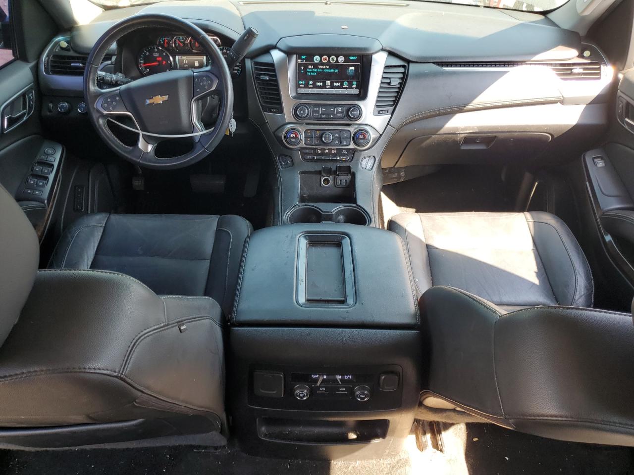 2018 Chevrolet Suburban K1500 Lt VIN: 1GNSKHKCXJR389744 Lot: 81135215