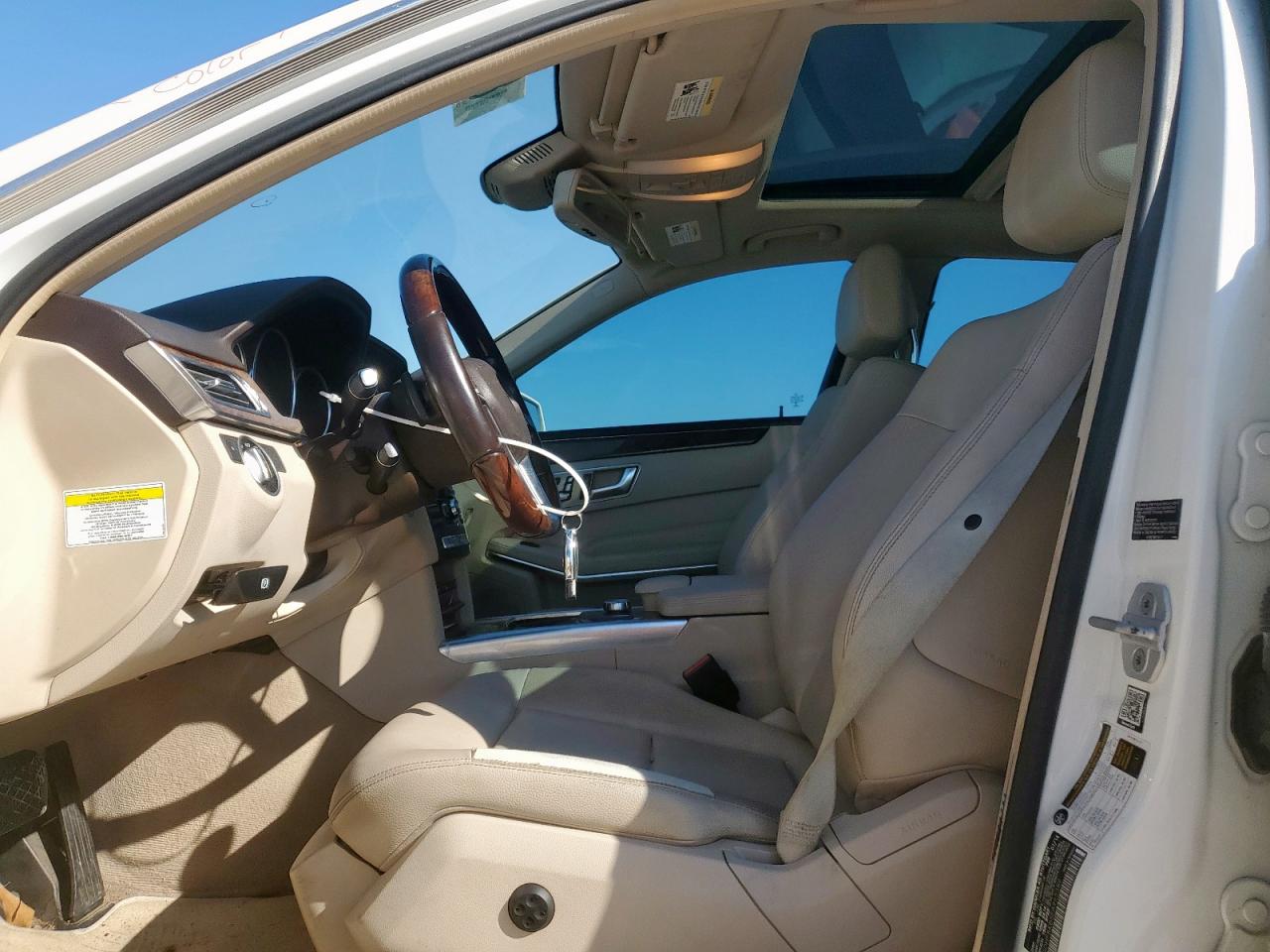 2014 Mercedes-Benz E 350 VIN: WDDHF5KB5EA965389 Lot: 81893005