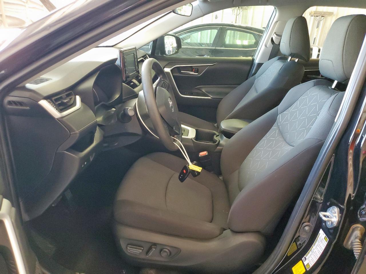 2022 Toyota Rav4 Xle VIN: 2T3W1RFV6NC193838 Lot: 70961575