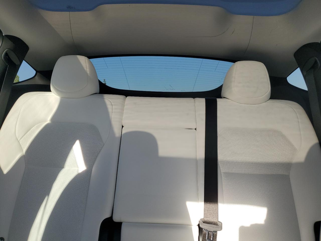 2026 Tesla Model Y VIN: 7SAYGDEE8TF336725 Lot: 81406745