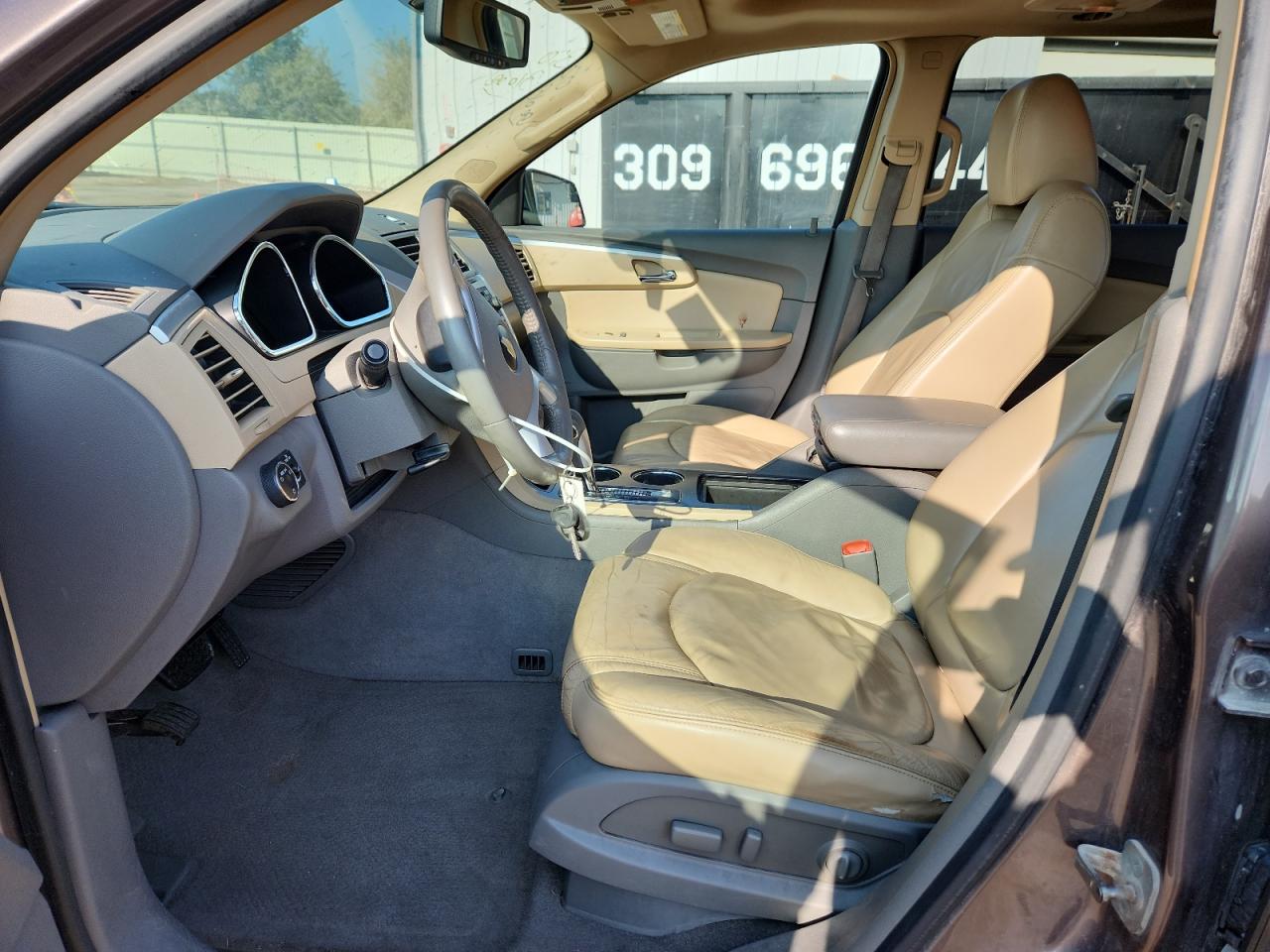 2009 Chevrolet Traverse Lt VIN: 1GNEV23D79S135826 Lot: 71452445