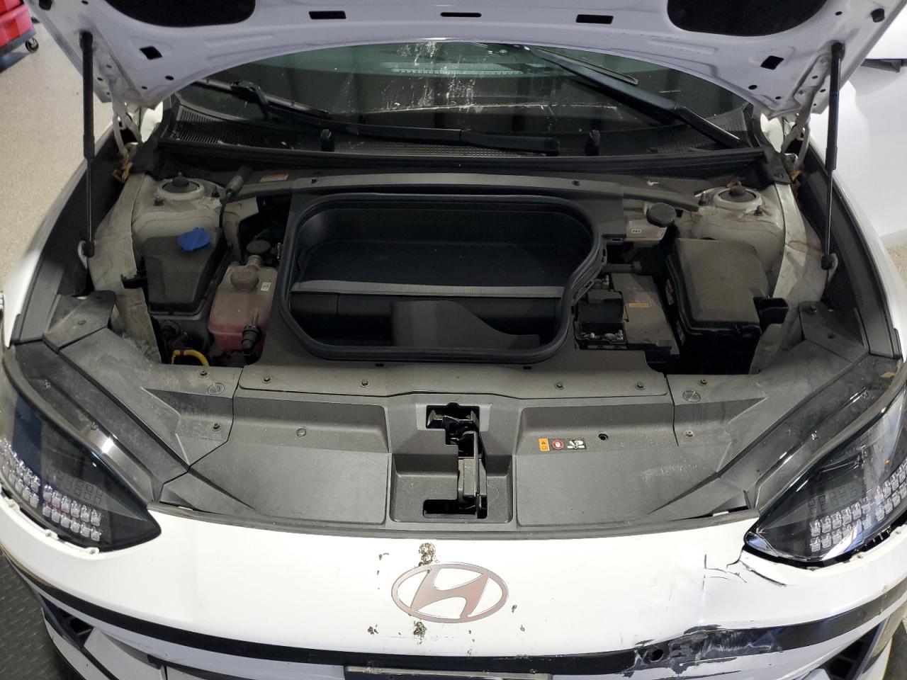 2023 Hyundai Ioniq 6 Sel VIN: KMHM34AC1PA041679 Lot: 80101745