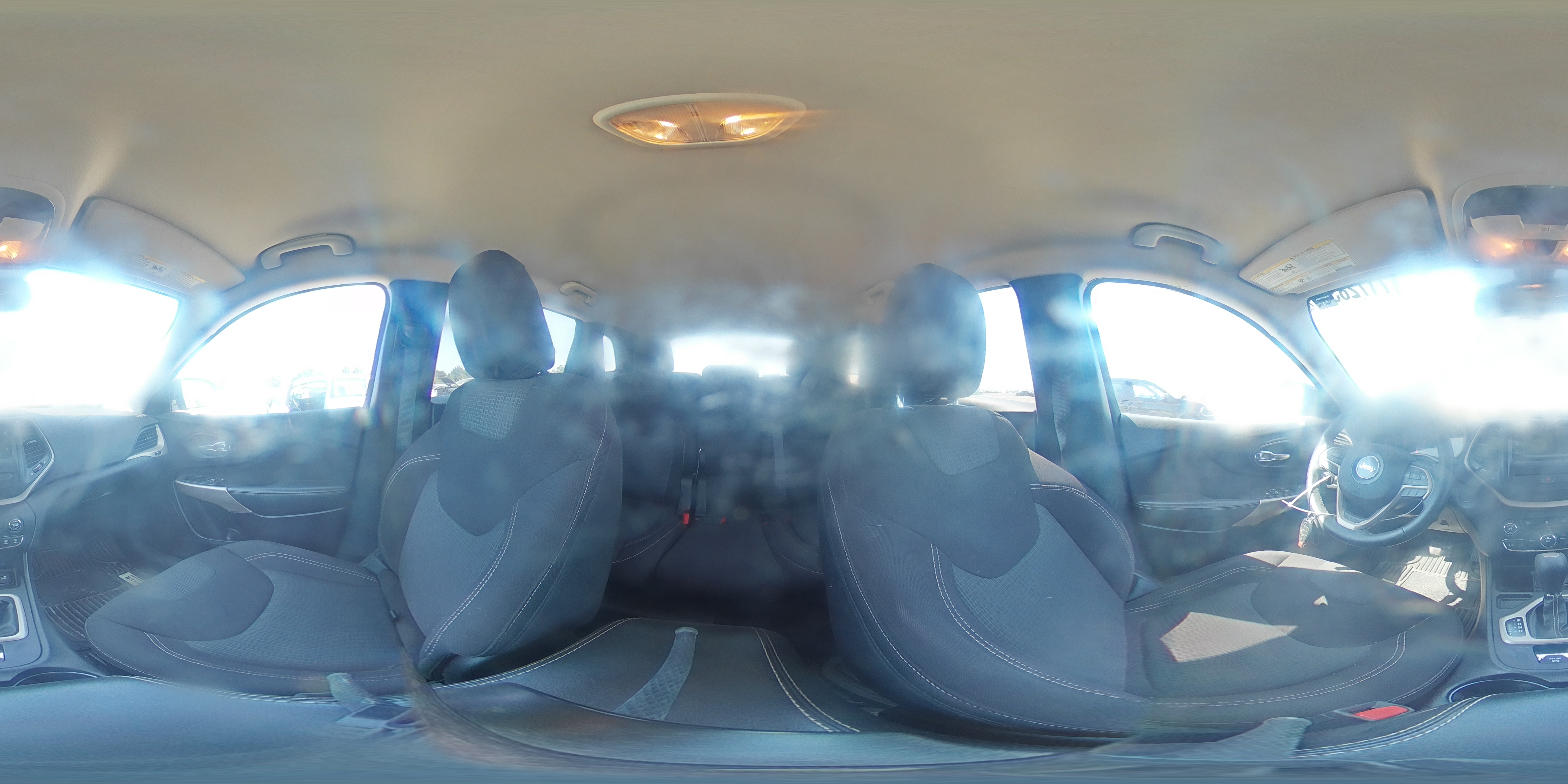 2017 Jeep Cherokee Latitude VIN: 1C4PJLCB2HW603342 Lot: 71728335