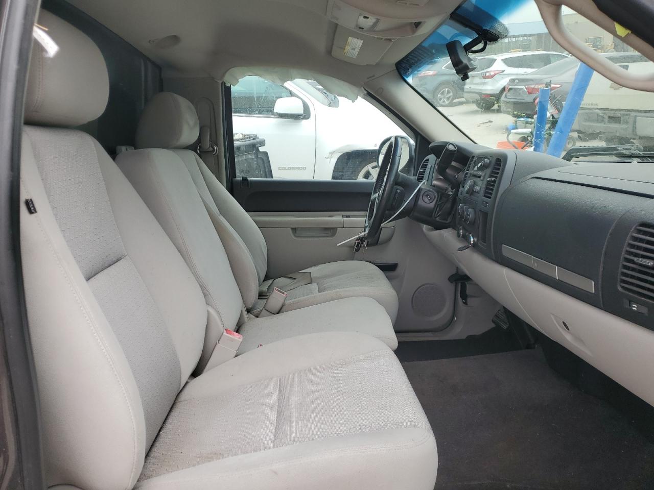 2011 Chevrolet Silverado C1500 Lt VIN: 1GCNCSE0XBZ246845 Lot: 71722925