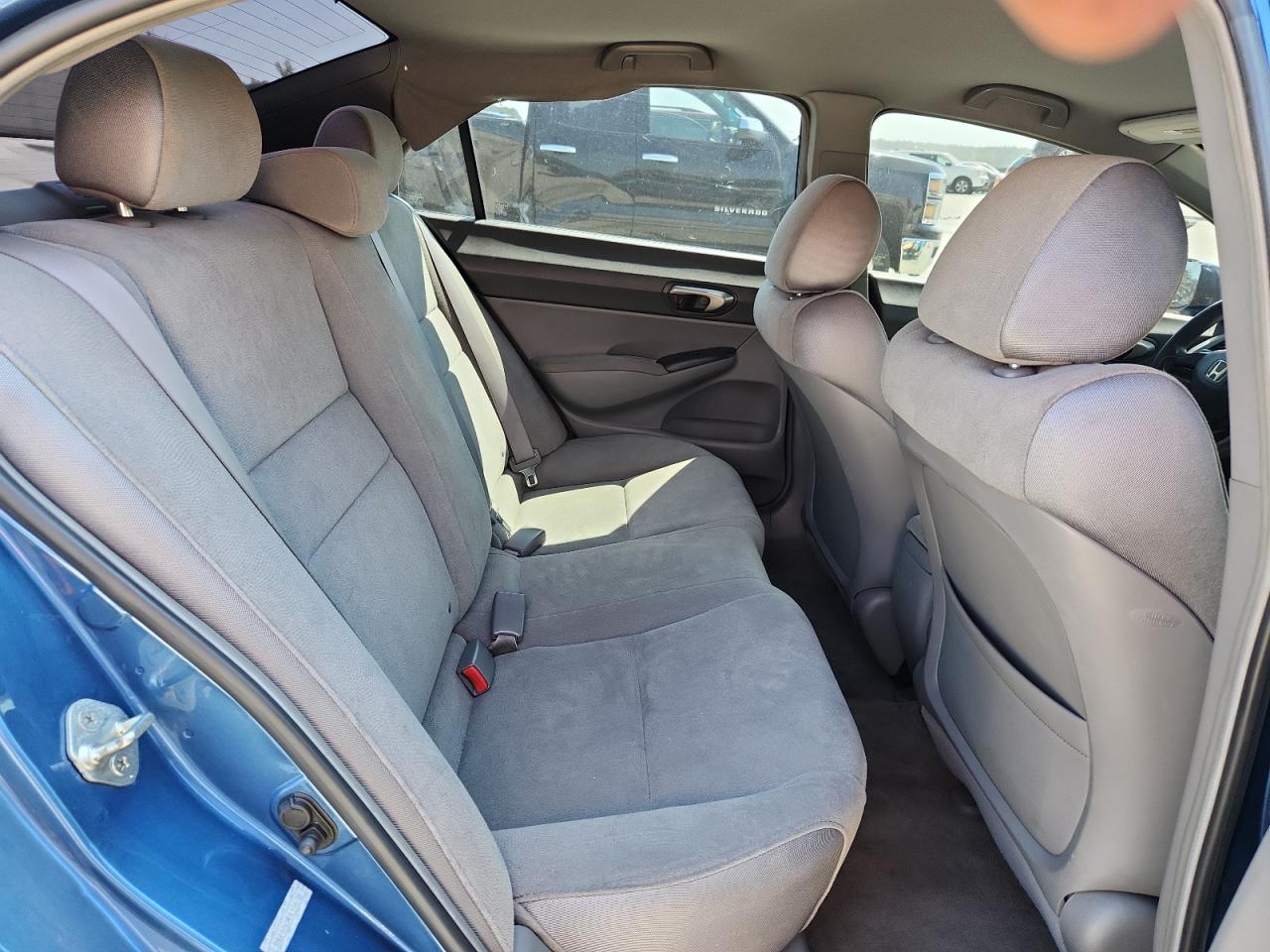 2007 Honda Civic Lx VIN: 1HGFA16547L134231 Lot: 81401575