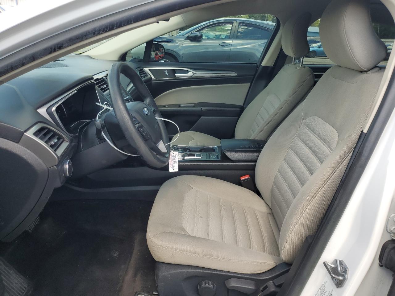 2018 Ford Fusion S Hybrid VIN: 3FA6P0UU1JR122831 Lot: 84185535