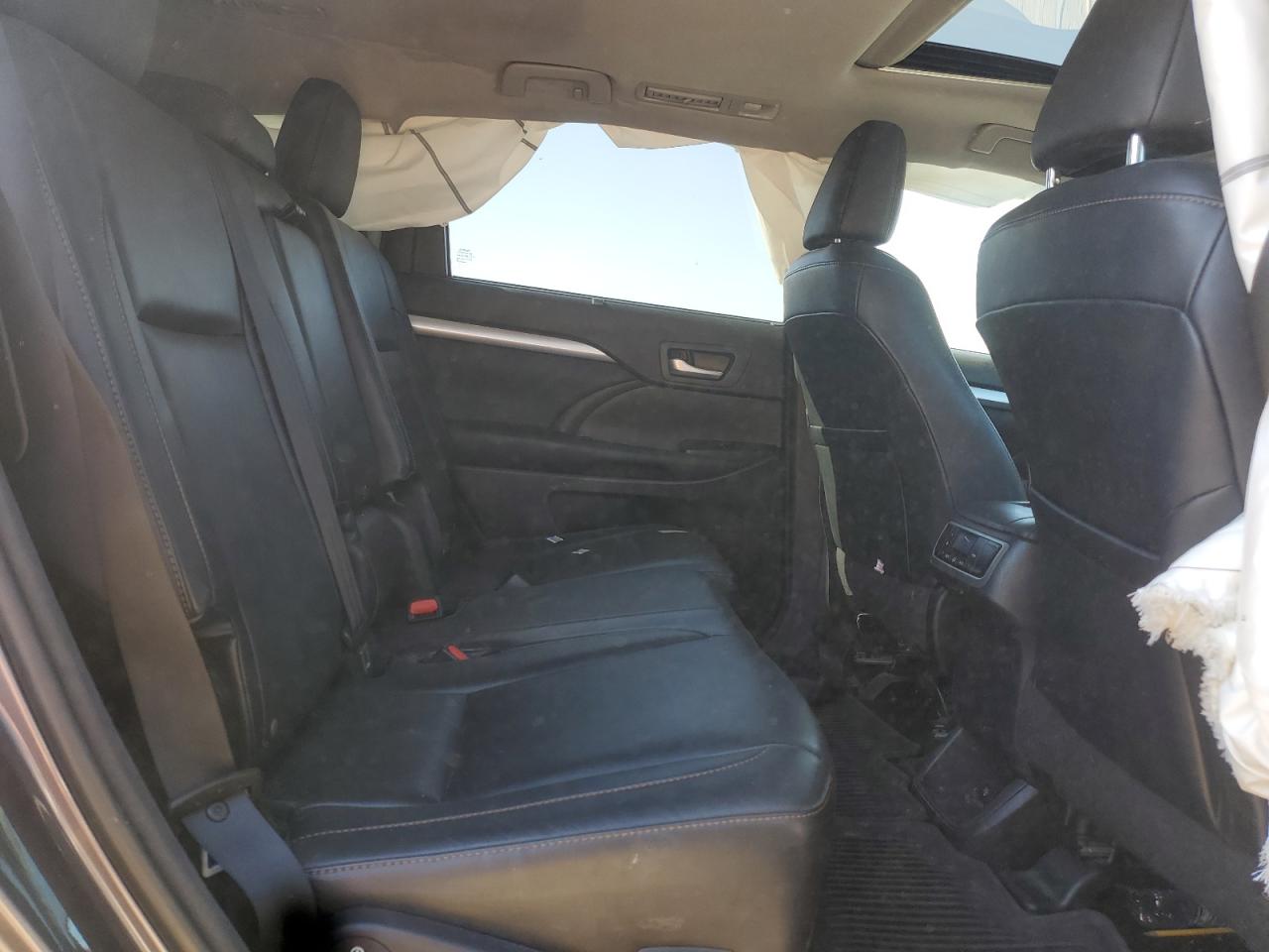 2015 Toyota Highlander Xle VIN: 5TDJKRFH8FS195772 Lot: 72006715