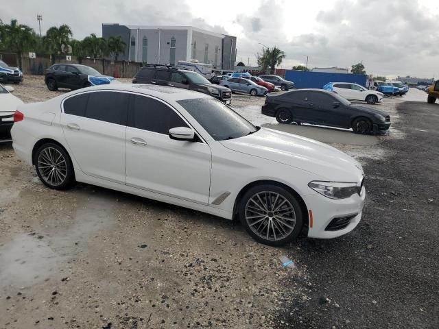  BMW 5 SERIES 2017 Белы