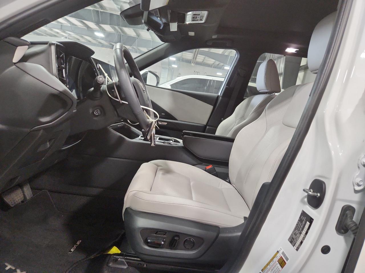 2024 Lexus Tx 350 Base VIN: 5TDAAAB64RS015314 Lot: 84427105