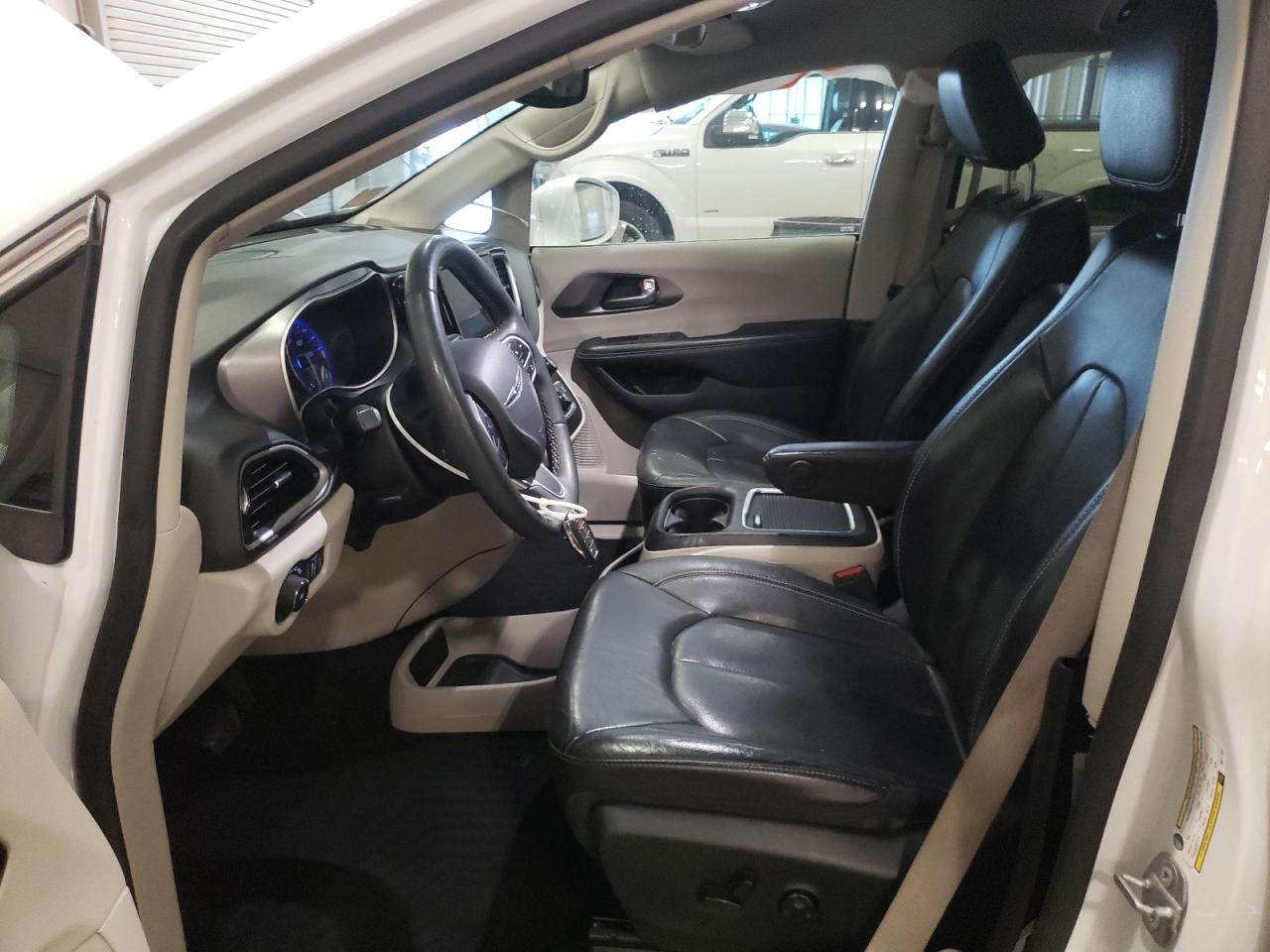 2022 Chrysler Pacifica Touring L VIN: 2C4RC1BG8NR117952 Lot: 80090125