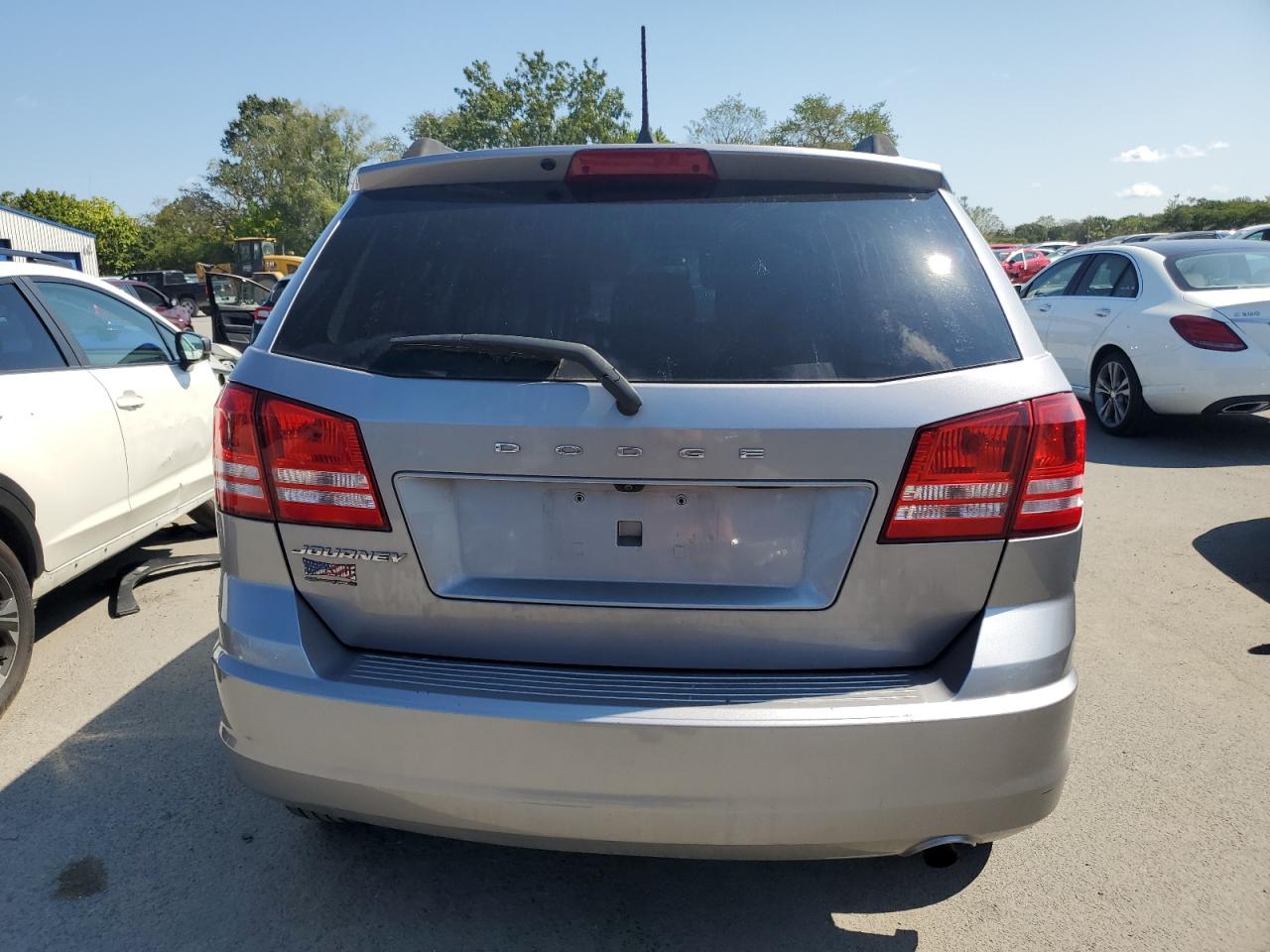 2018 Dodge Journey Se VIN: 3C4PDCAB4JT524650 Lot: 70908235