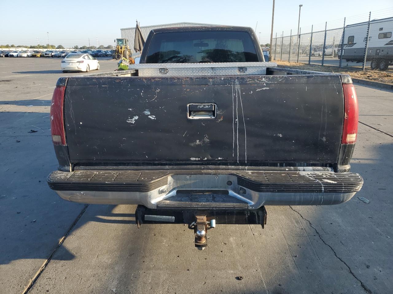 1989 Chevrolet Gmt-400 C1500 VIN: 2GCEC14K4K1233126 Lot: 80675895