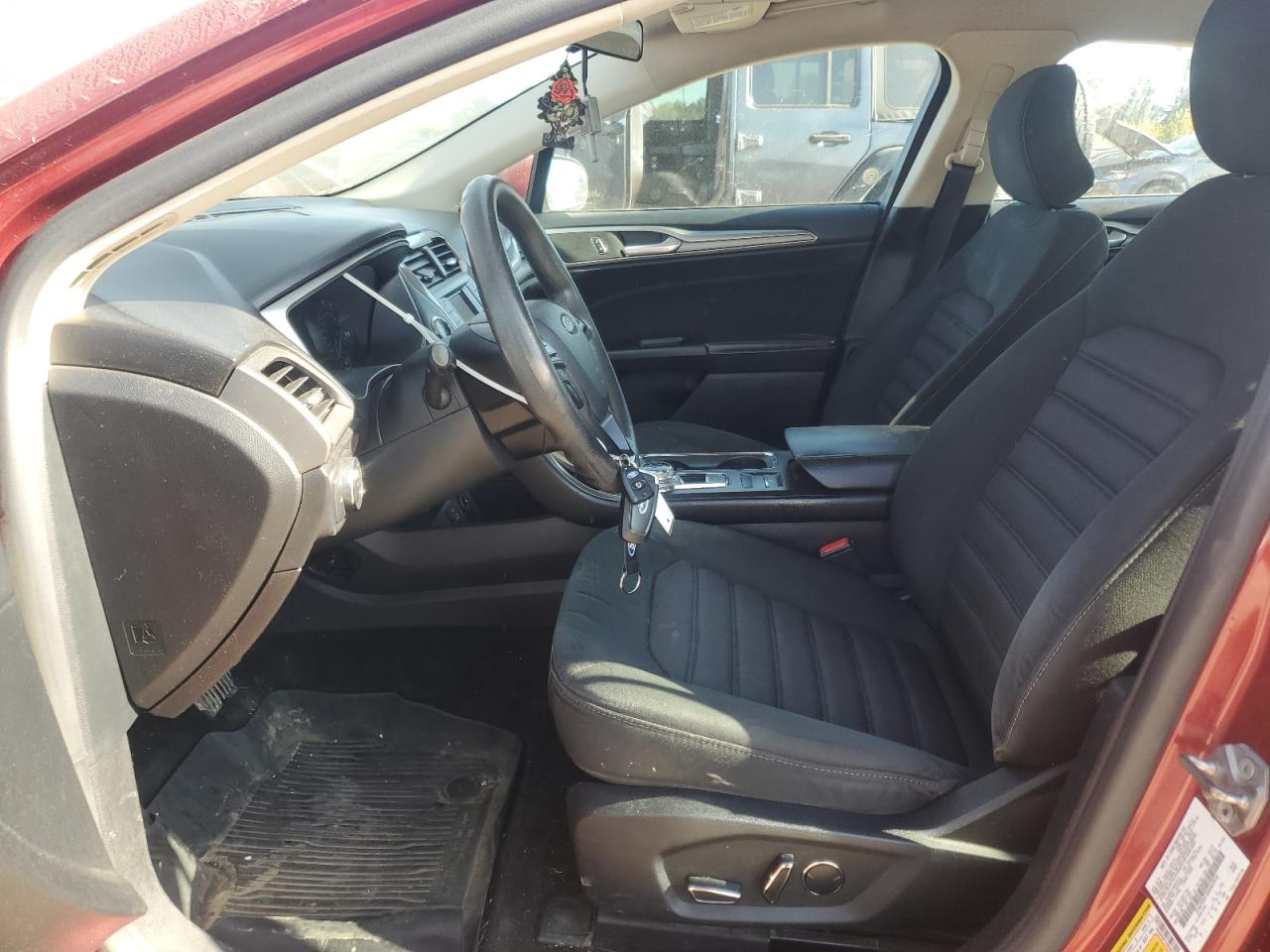 2017 Ford Fusion Se VIN: 3FA6P0H73HR403916 Lot: 83854785