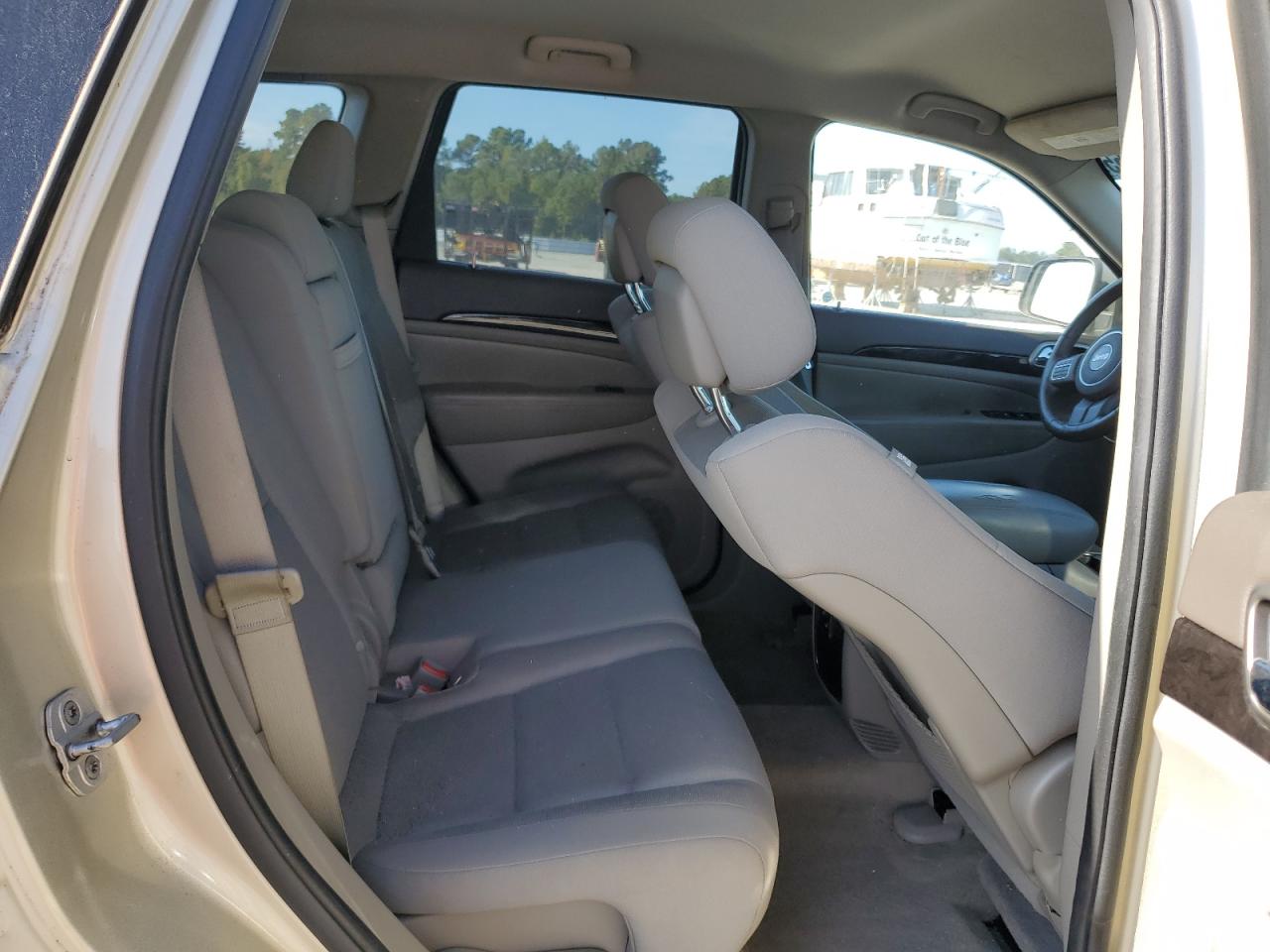 2011 Jeep Grand Cherokee Laredo VIN: 1J4RS4GG1BC564523 Lot: 82019355