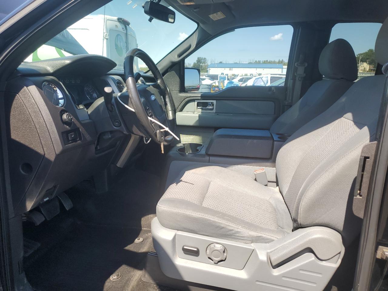 2011 Ford F150 Super Cab VIN: 1FTFX1ET0BFC53530 Lot: 71954905