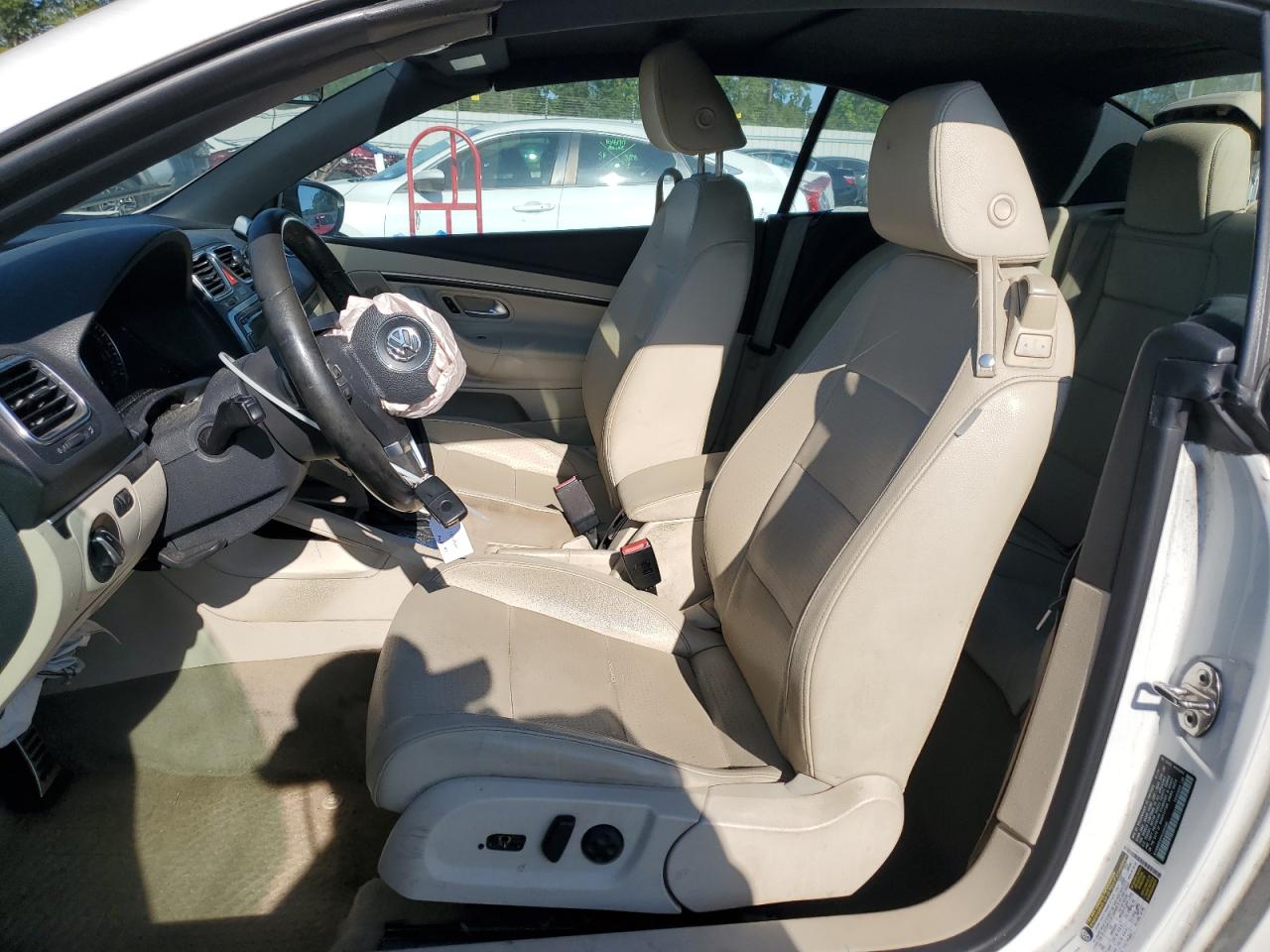 2014 Volkswagen Eos Komfort VIN: WVWBW8AHXEV003282 Lot: 71704125