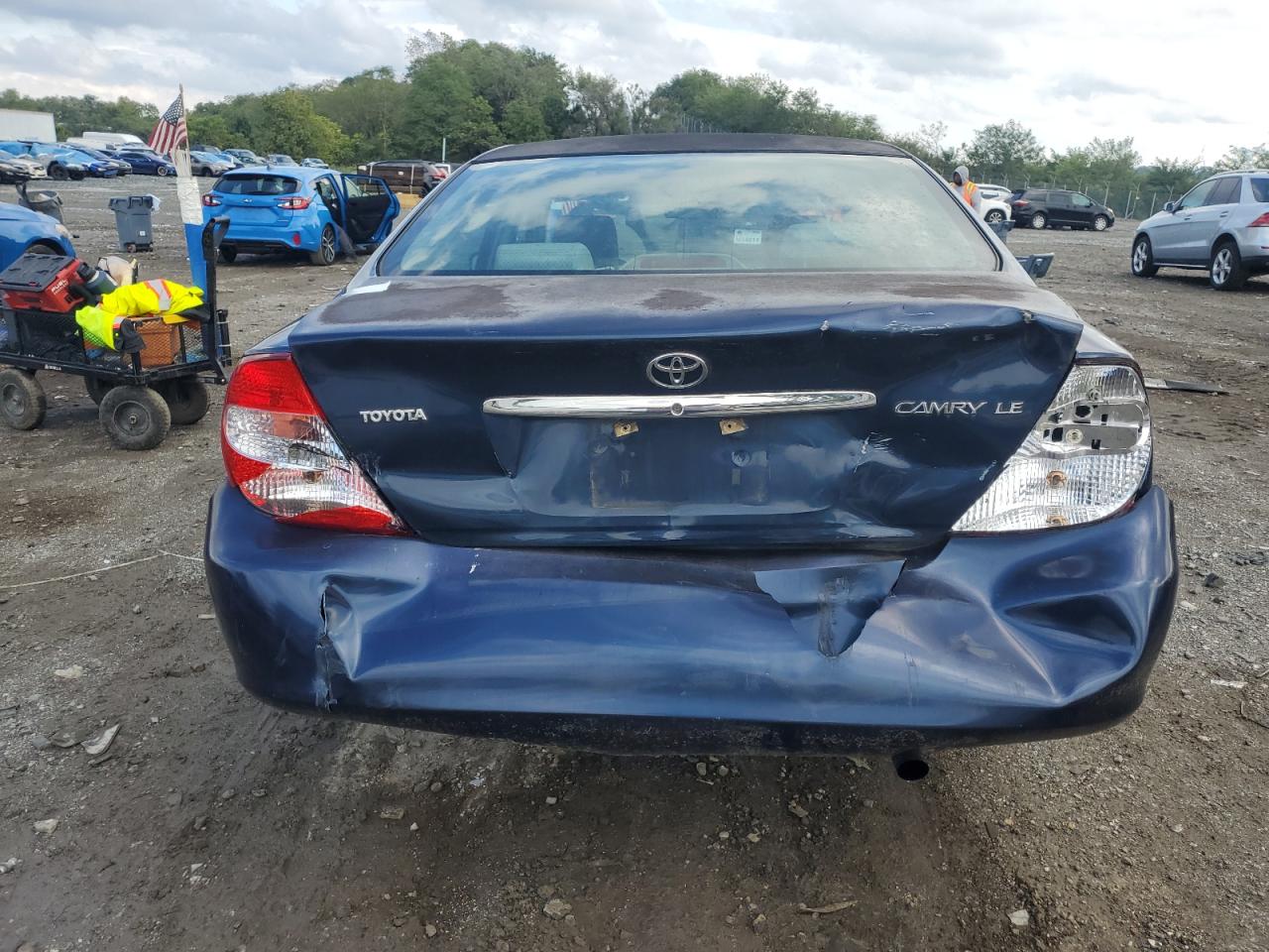 2004 Toyota Camry Le VIN: 4T1BE30K04U296015 Lot: 83991605