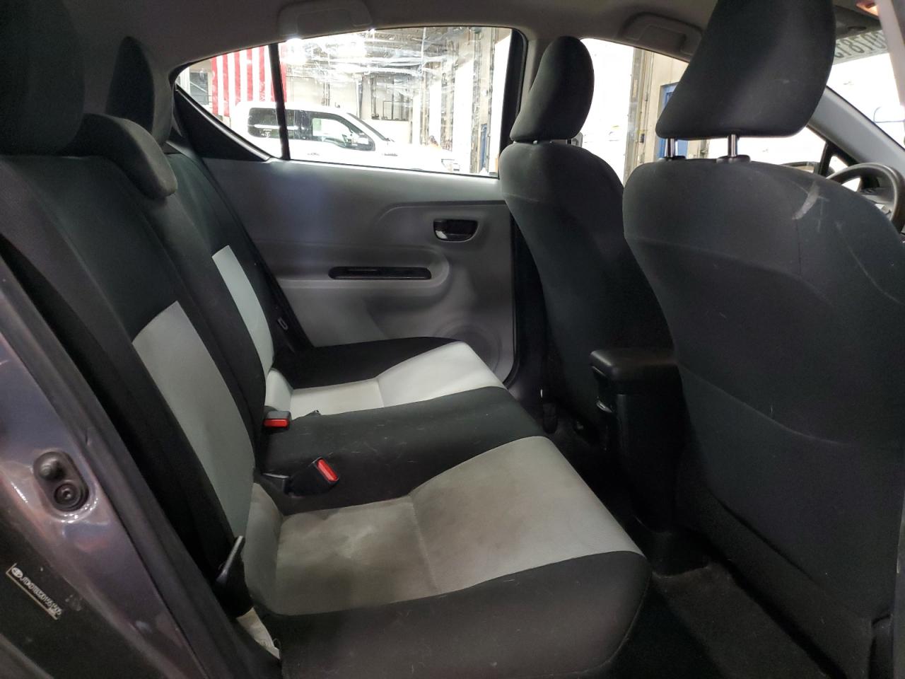 2013 Toyota Prius C VIN: JTDKDTB32D1551505 Lot: 80078135