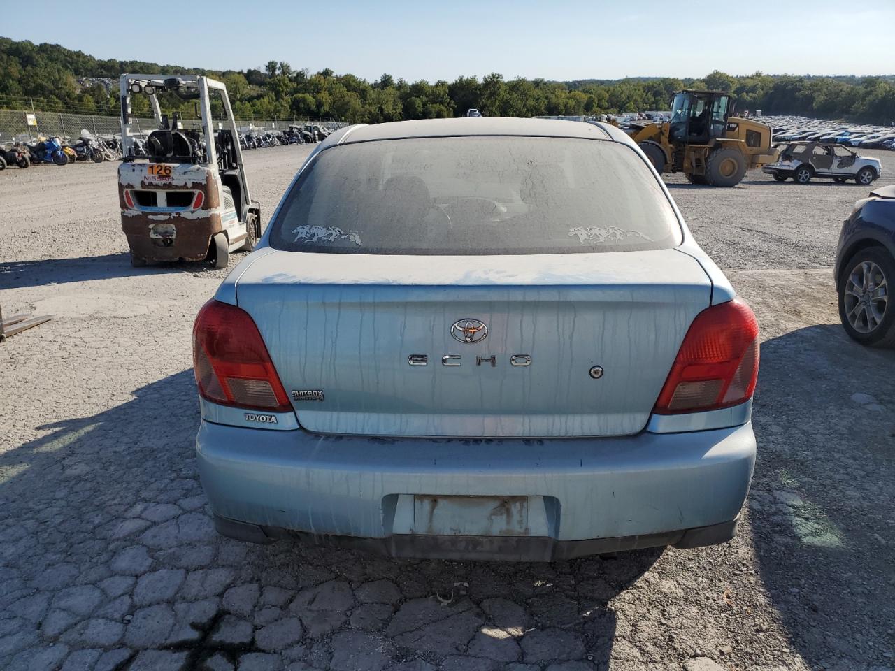 2002 Toyota Echo VIN: JTDBT123220227562 Lot: 70945565