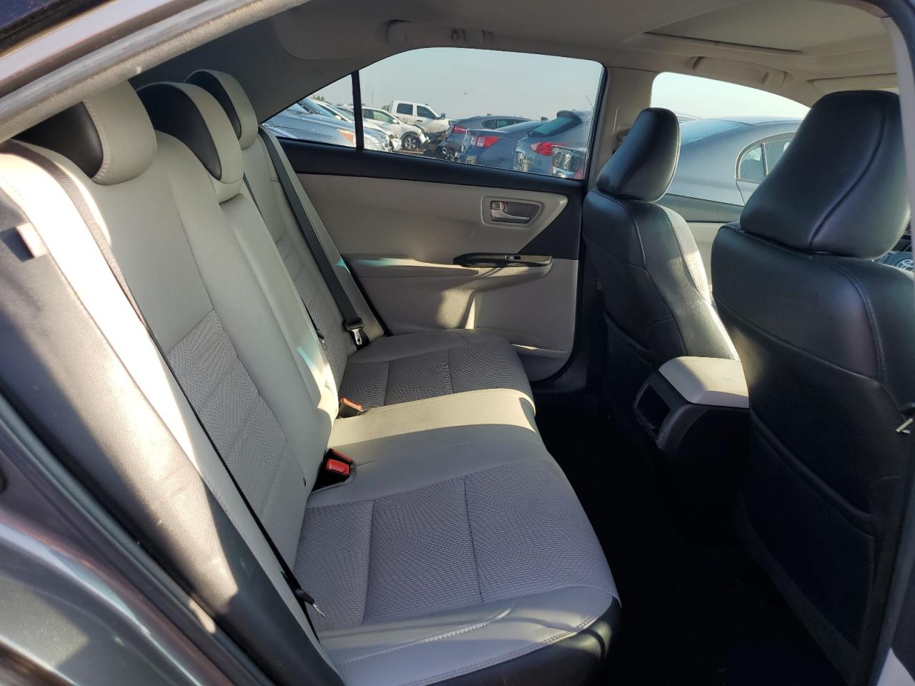 2016 Toyota Camry Le VIN: 4T1BF1FK5GU265467 Lot: 81243865