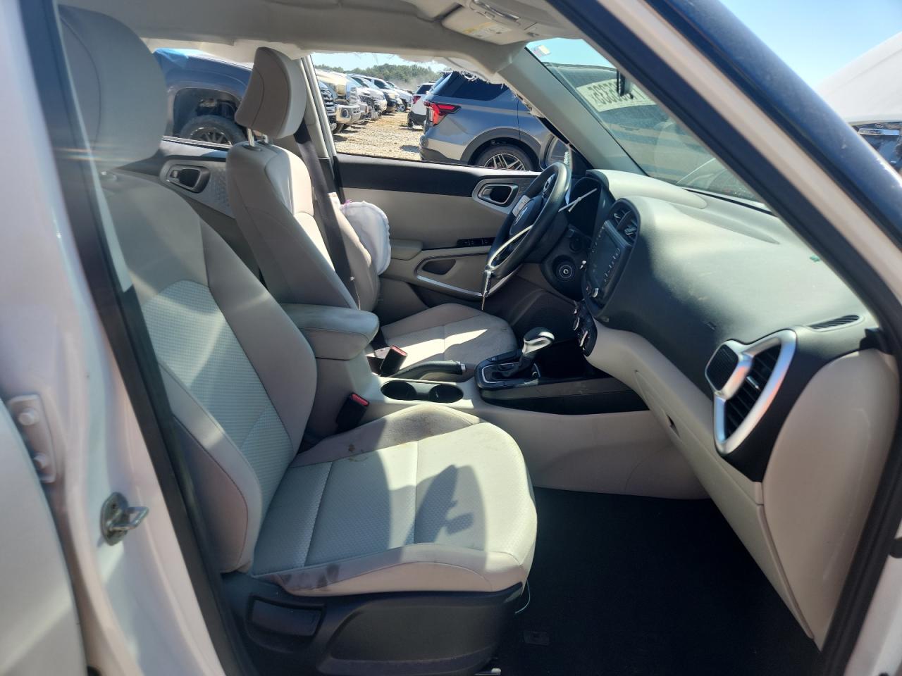 2020 Kia Soul Lx VIN: KNDJ23AU1L7723563 Lot: 71965335