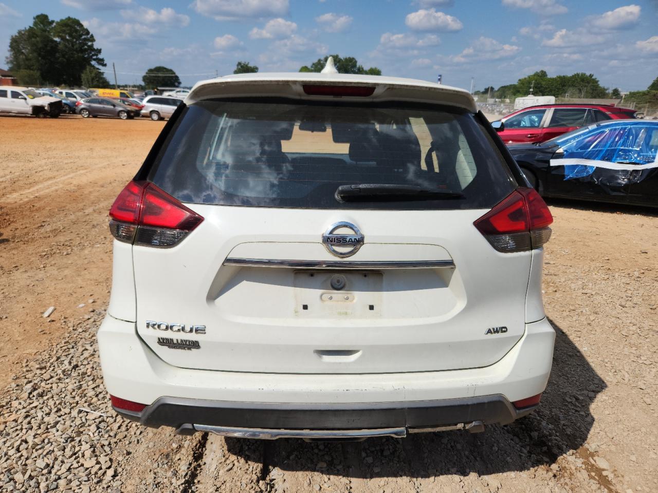 2017 Nissan Rogue S VIN: KNMAT2MV3HP529460 Lot: 80141245