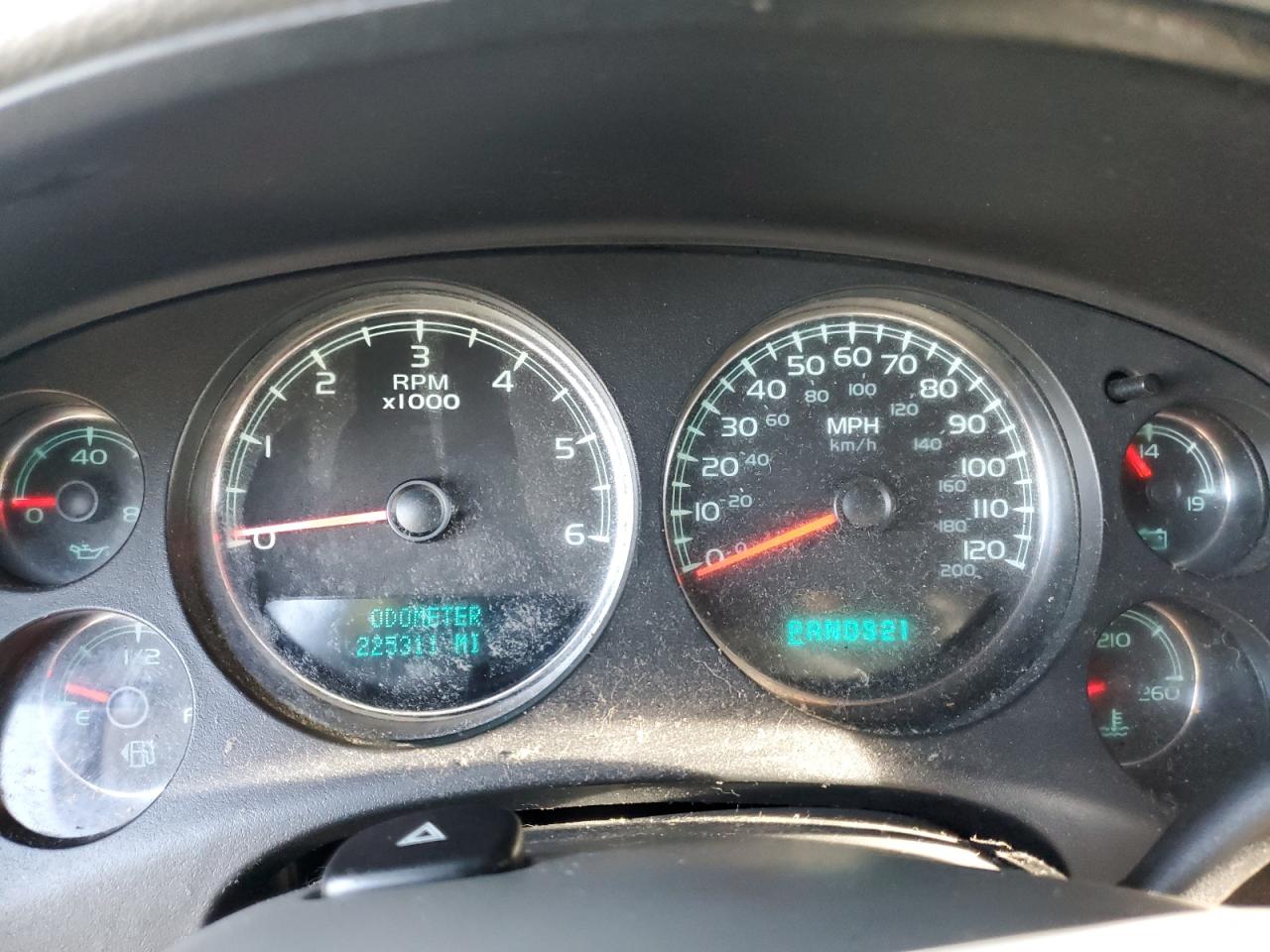 2008 GMC Sierra C1500 VIN: 2GTEC13J181200490 Lot: 84210975