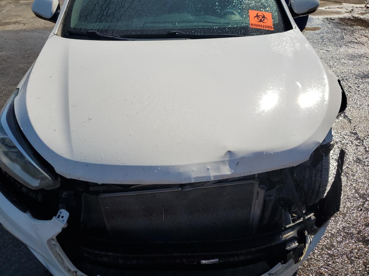 2017 Hyundai Santa Fe Se VIN: KM8SN4HFXHU236925 Lot: 80836965