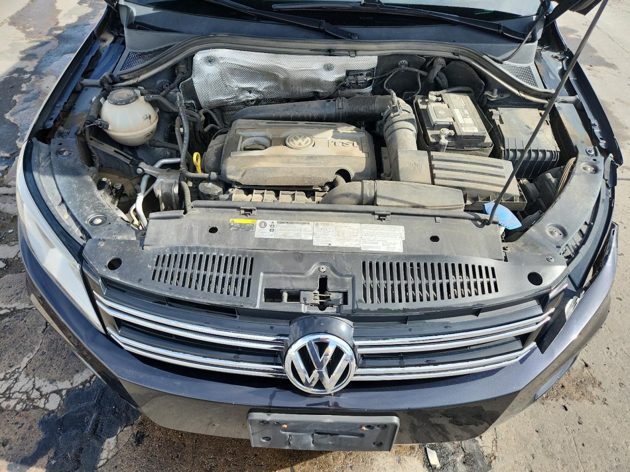 2017 Volkswagen Tiguan S VIN: WVGBV7AX0HK054389 Lot: 71745515