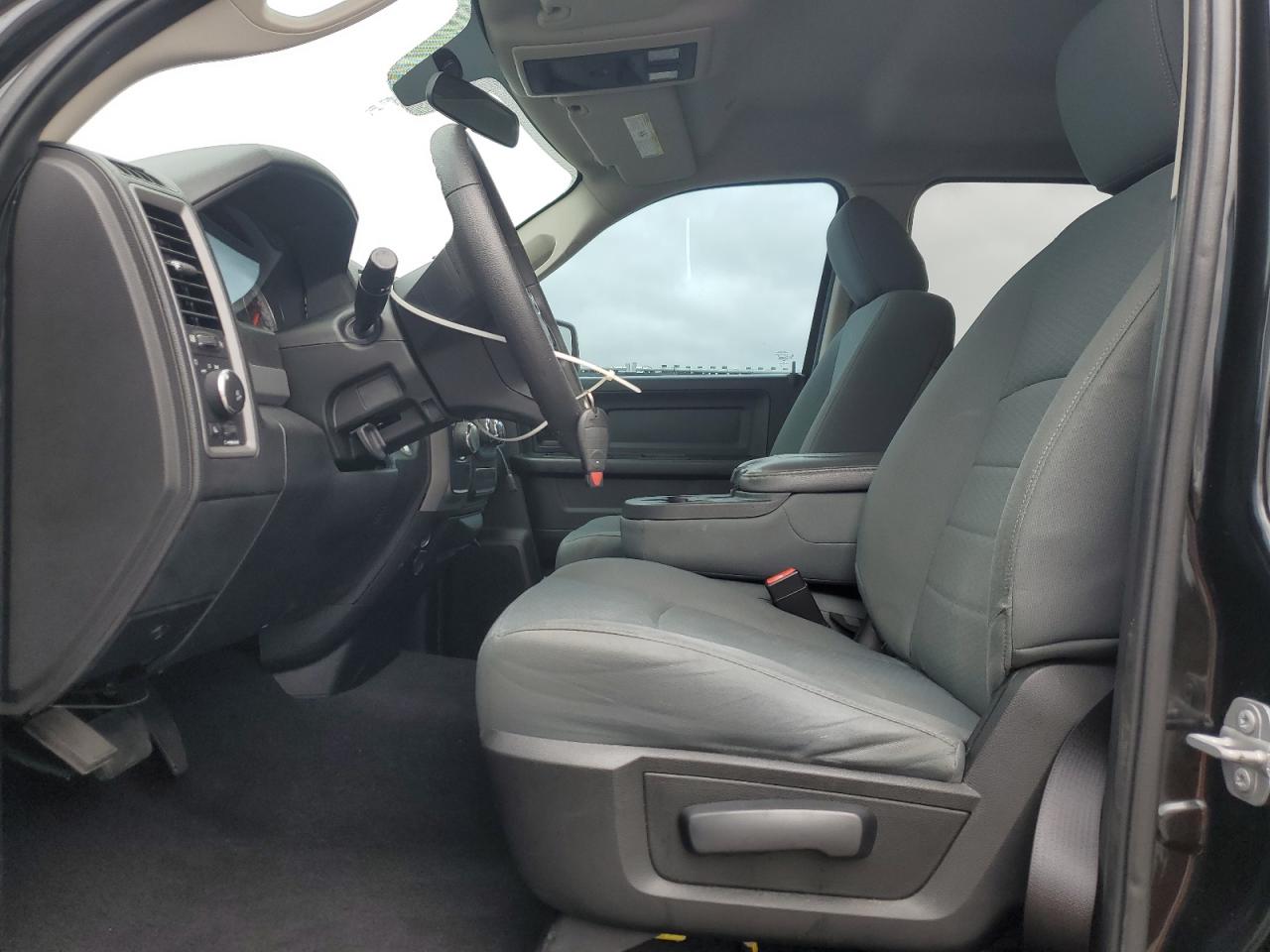 2017 Ram 1500 St VIN: 1C6RR6FG1HS860484 Lot: 83996805