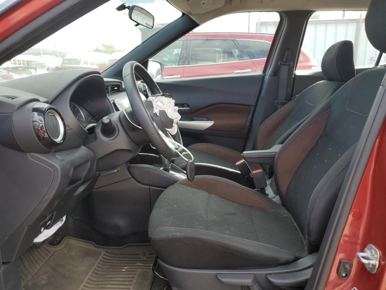 2019 Nissan Kicks S VIN: 3N1CP5CU6KL559646 Lot: 72082625