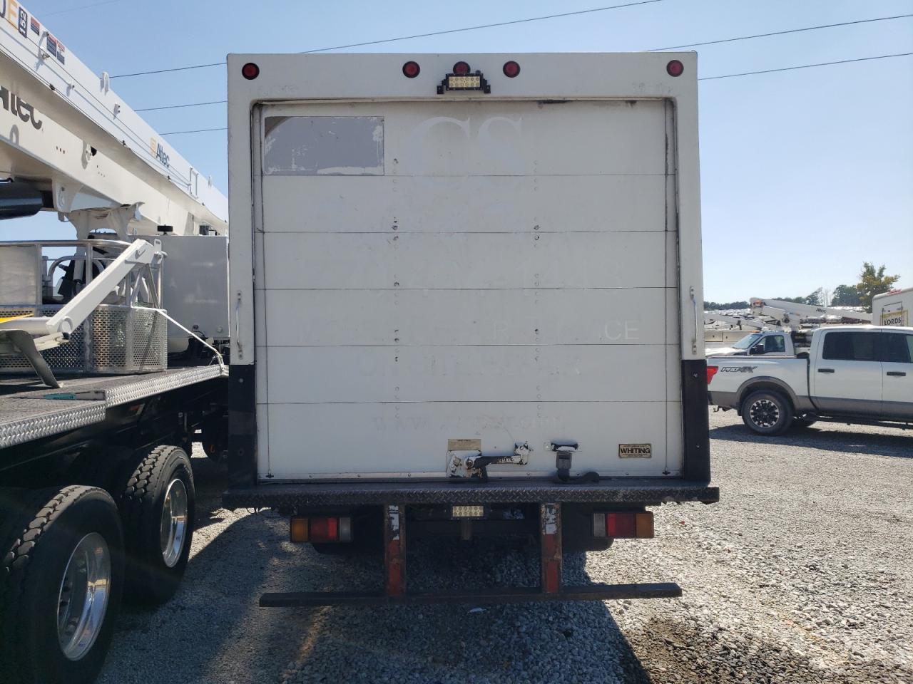 2010 Isuzu Npr - Trucks VIN: JALE5W167A7901452 Lot: 70670065