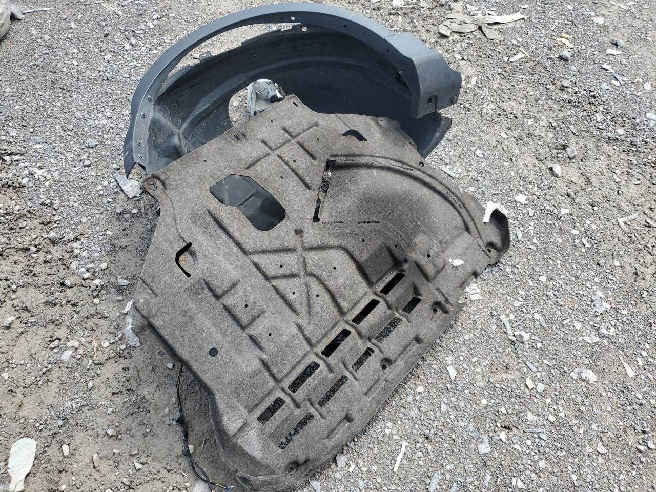 2017 Ford Escape Se VIN: 1FMCU0GD3HUD50443 Lot: 81744565