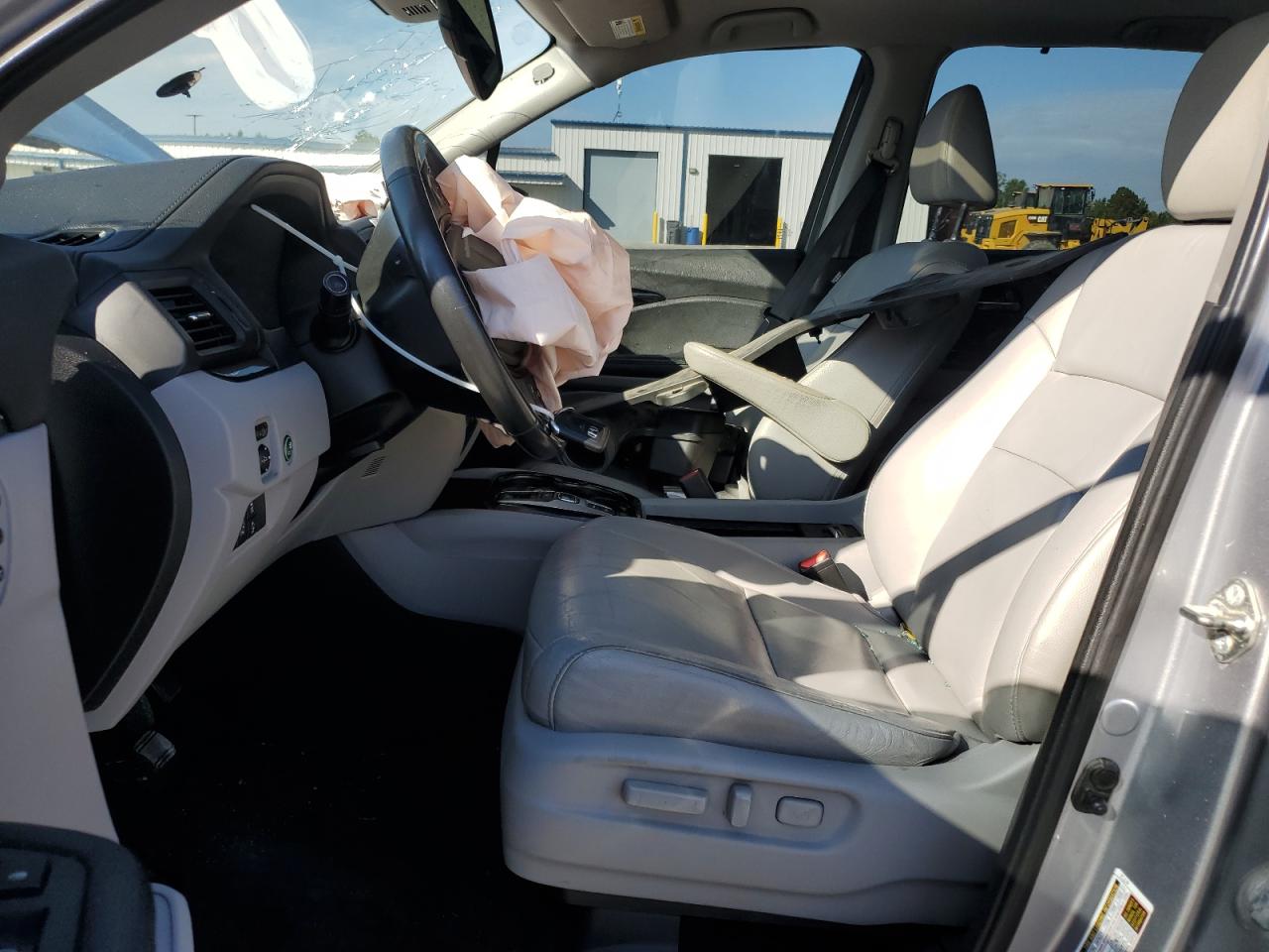 2017 Honda Pilot Touring VIN: 5FNYF5H98HB027672 Lot: 80729085