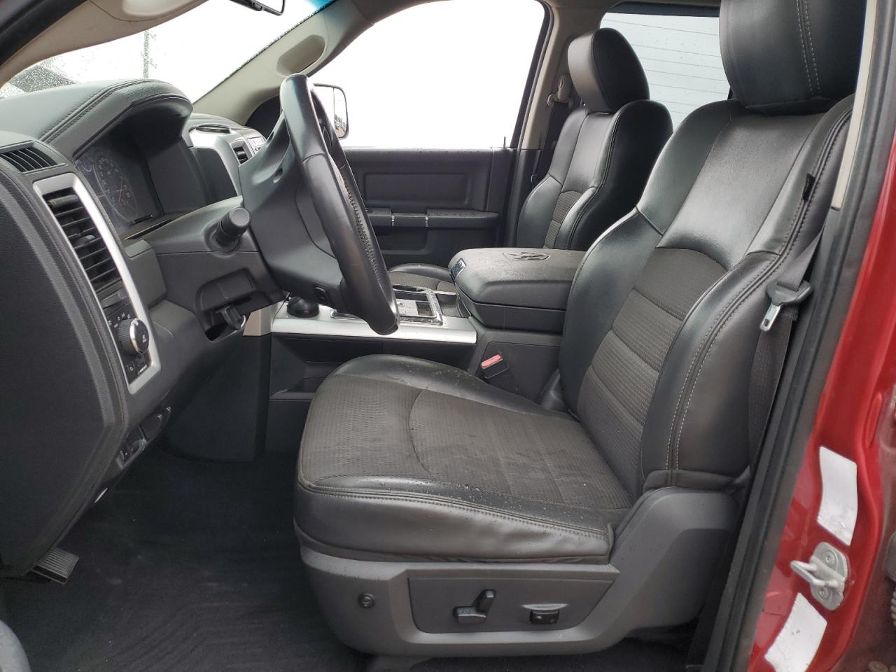 2012 Dodge Ram 1500 Sport VIN: 1C6RD7HT8CS321819 Lot: 70930175