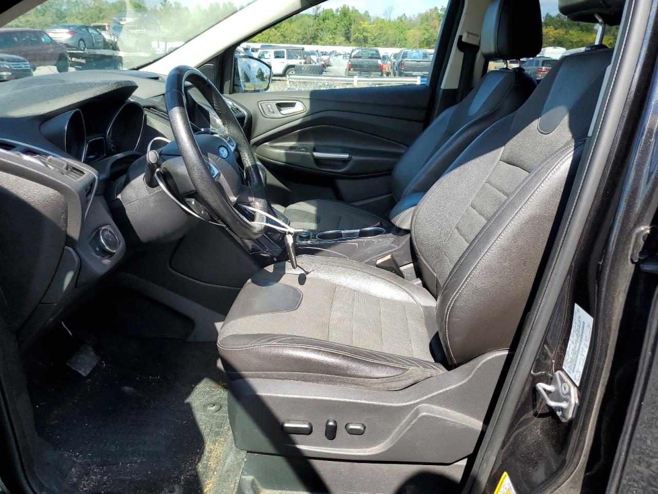 2013 Ford Escape Titanium VIN: 1FMCU9J93DUA15895 Lot: 81277965