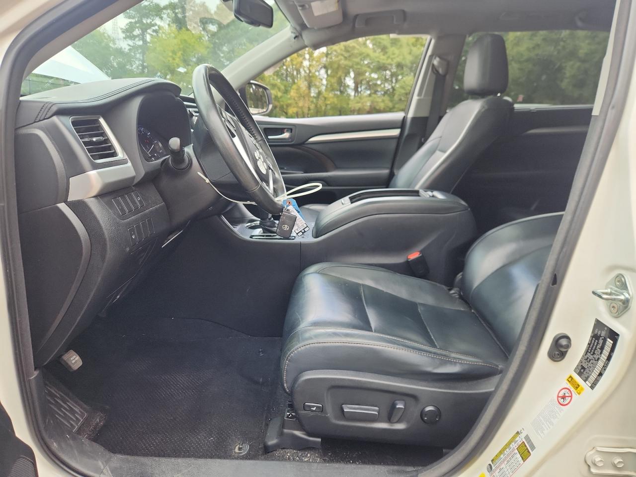 2015 Toyota Highlander Xle VIN: 5TDKKRFHXFS050205 Lot: 84366685