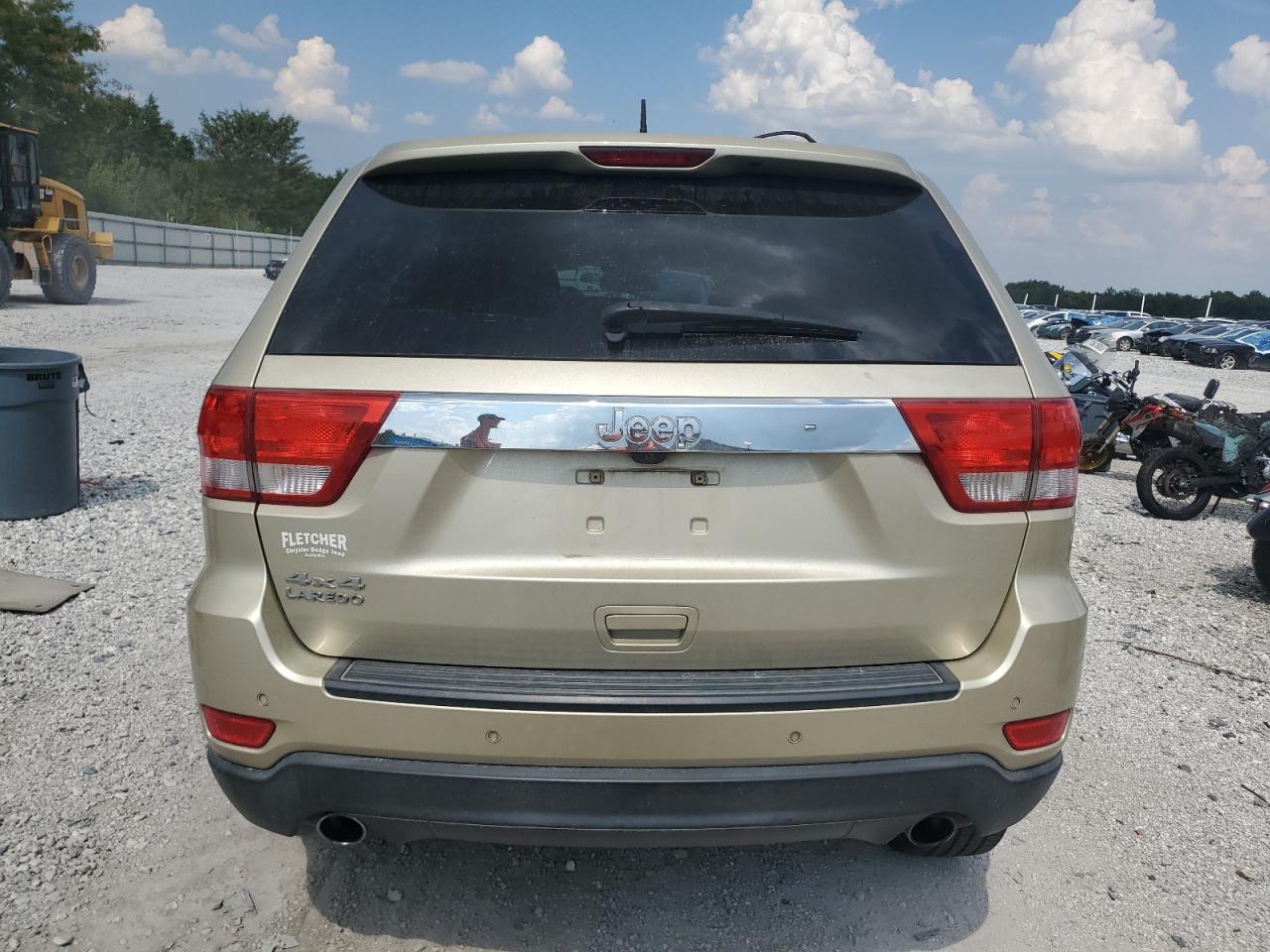 2011 Jeep Grand Cherokee Laredo VIN: 1J4RR4GT1BC558181 Lot: 80898385