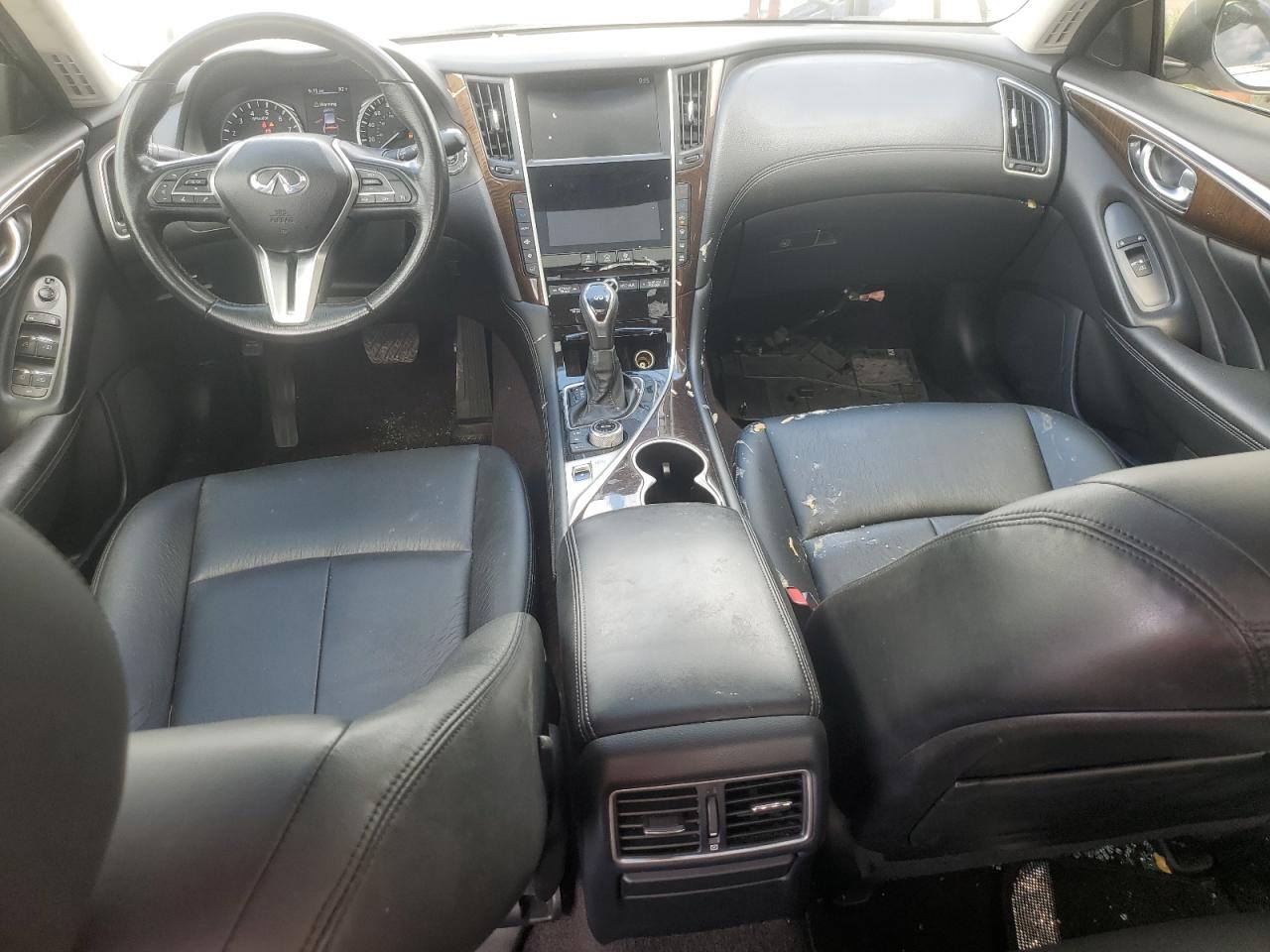 2018 Infiniti Q50 Luxe VIN: JN1EV7AP4JM359232 Lot: 70691895