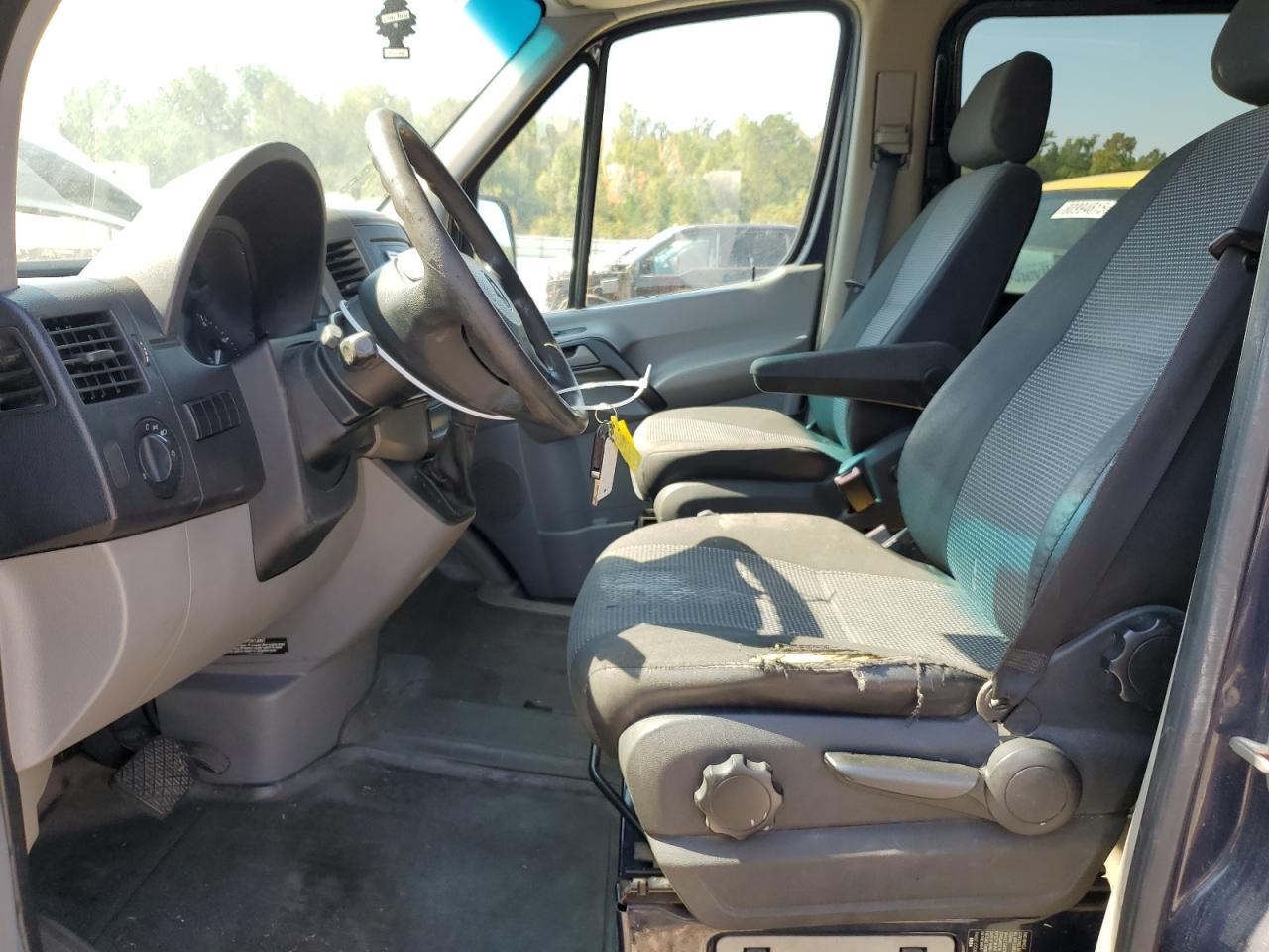 2011 Mercedes-Benz Sprinter 2500 VIN: WD4PE7CCXB5600423 Lot: 80529225