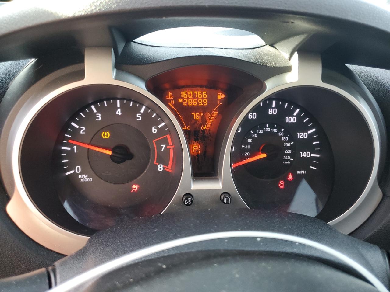 2011 Nissan Juke S VIN: JN8AF5MR4BT003031 Lot: 81909825