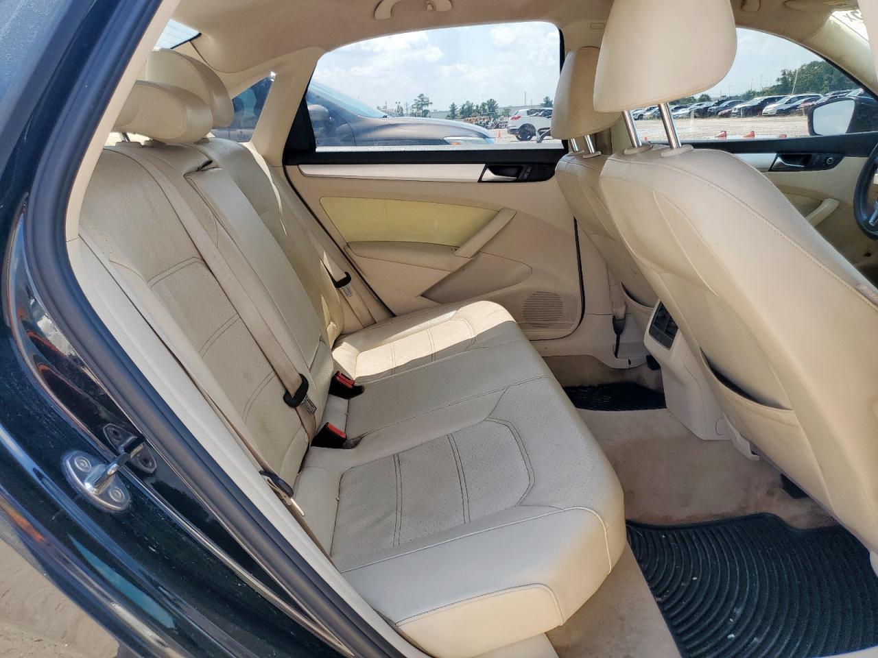 2013 Volkswagen Passat Se VIN: 1VWBP7A33DC125016 Lot: 71271465