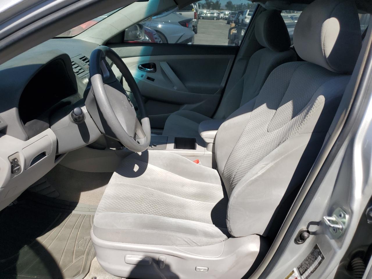 2009 Toyota Camry Base VIN: 4T1BE46KX9U335715 Lot: 71660135