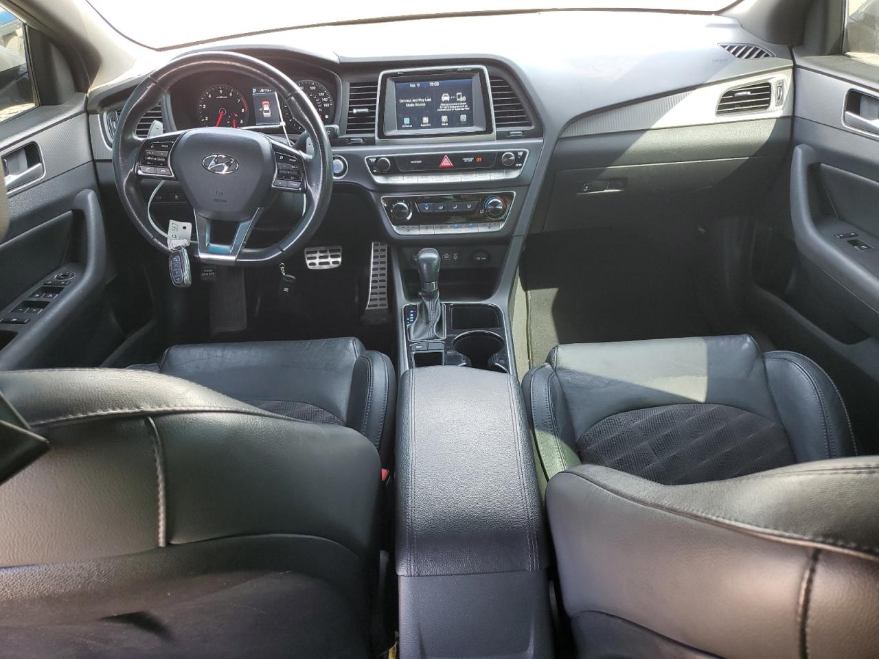 2018 Hyundai Sonata Sport VIN: 5NPE34AF1JH697383 Lot: 71921855