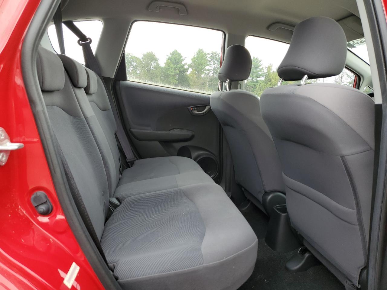 2010 Honda Fit VIN: JHMGE8H20AC019845 Lot: 83795235