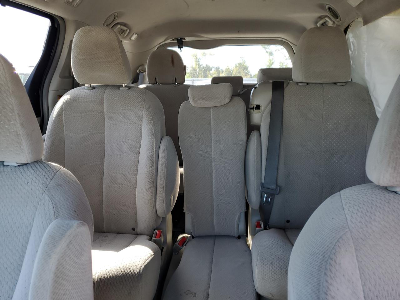 2014 Toyota Sienna Le VIN: 5TDKK3DC9ES443258 Lot: 81795565